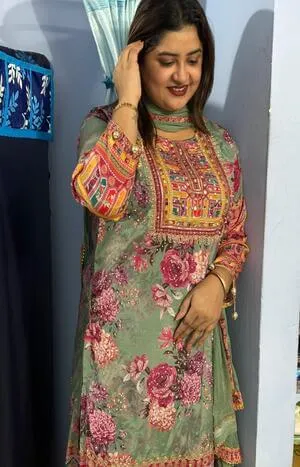 Independent Call Girls in Dwarka